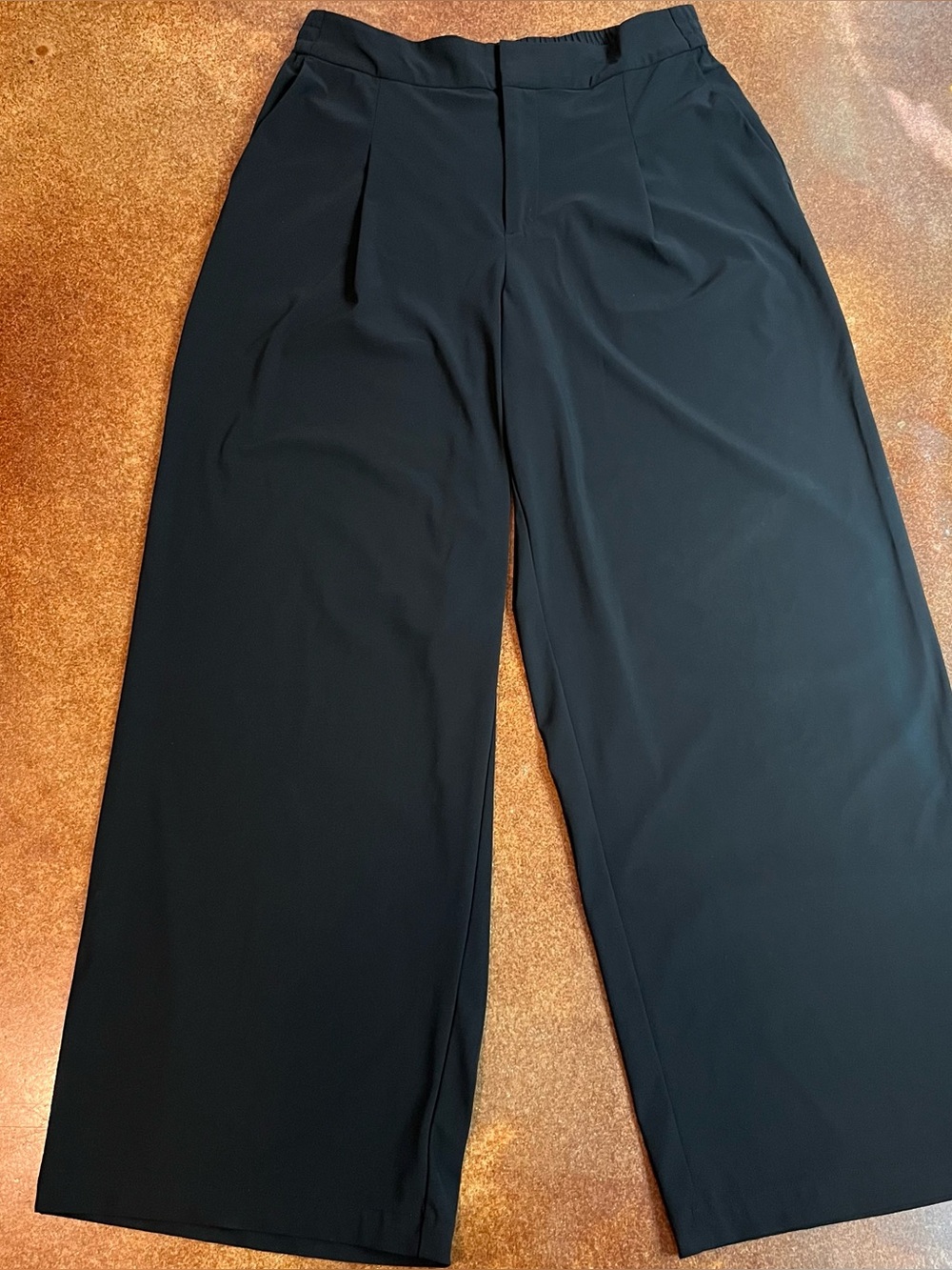Athleta High-Waisted Wide-Leg Nylon/Spandex Pants Sz 10